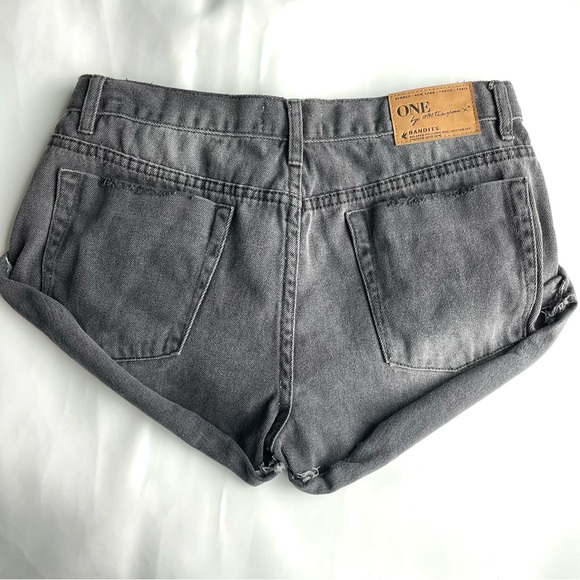 Kiara OBX One Teaspoon shorts - Picture 6 of 12